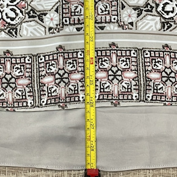 Split back Tank - Picture 8 of 11